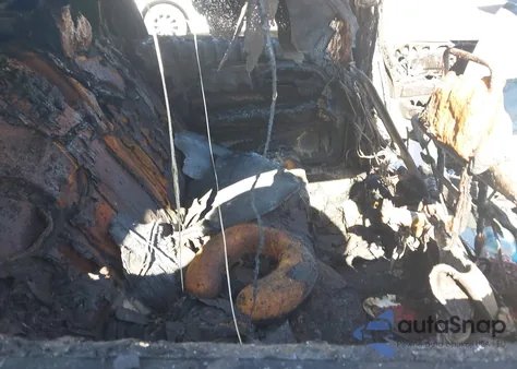 2002 Chrysler 300M from USA, damaged, VIN 2C3AE66G02H204412